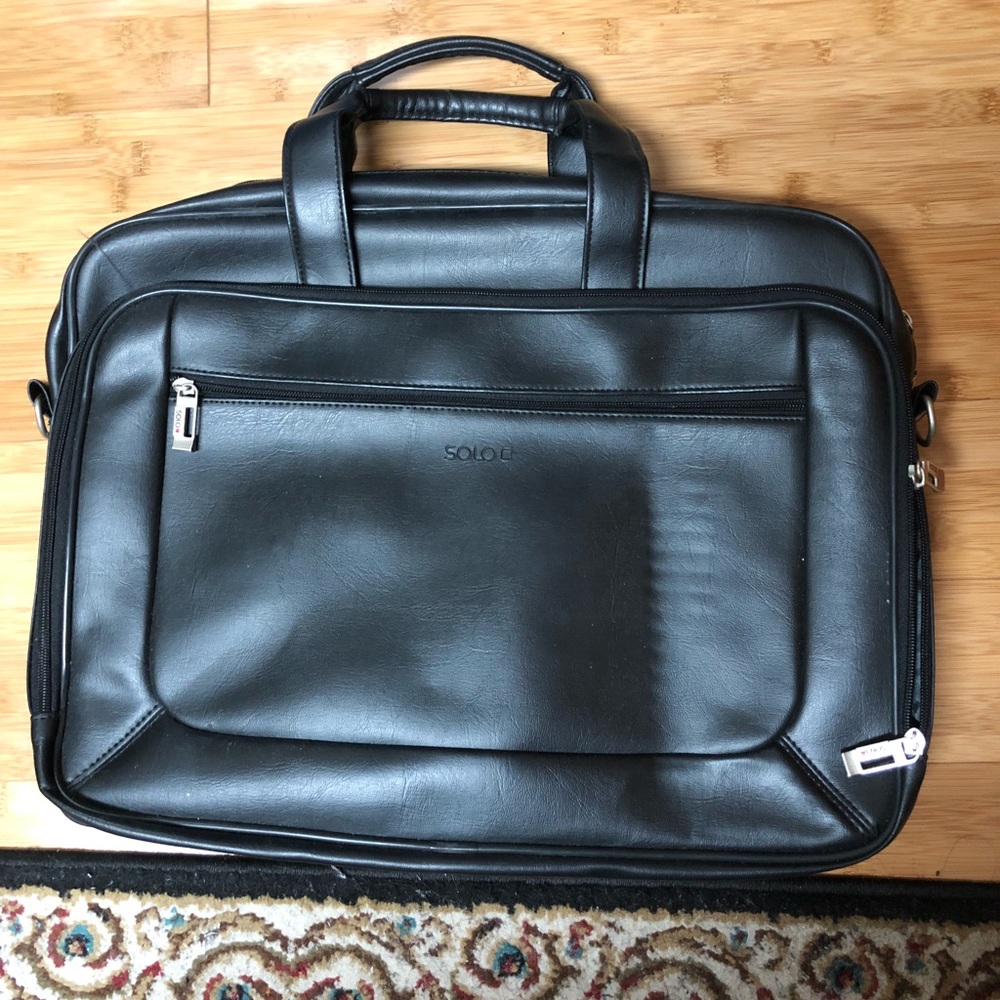 Solo Carrying Bag